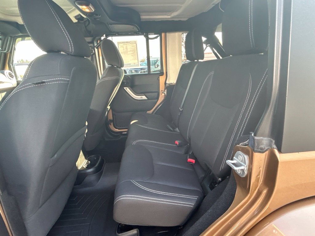 2015 Jeep Wrangler Unlimited Sahara