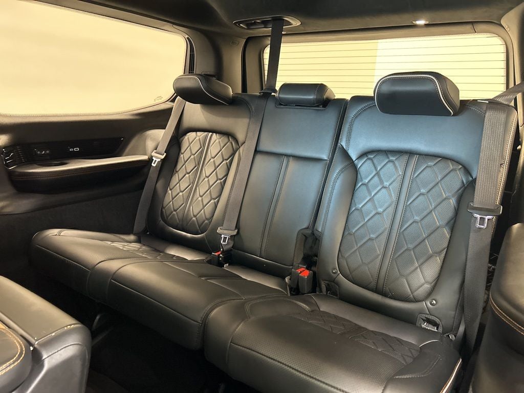 2022 Jeep Grand Wagoneer Series III