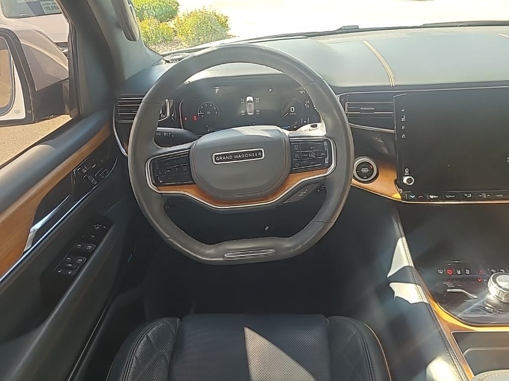 2022 Jeep Grand Wagoneer Series III