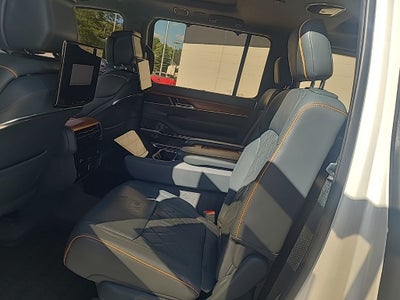 2022 Jeep Grand Wagoneer Series III