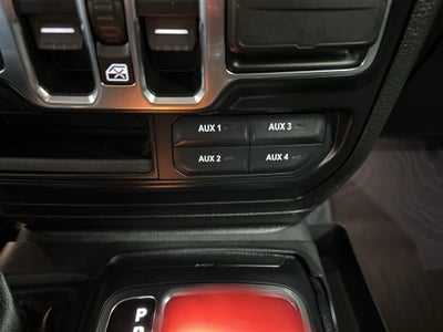 2021 Jeep Gladiator Willys