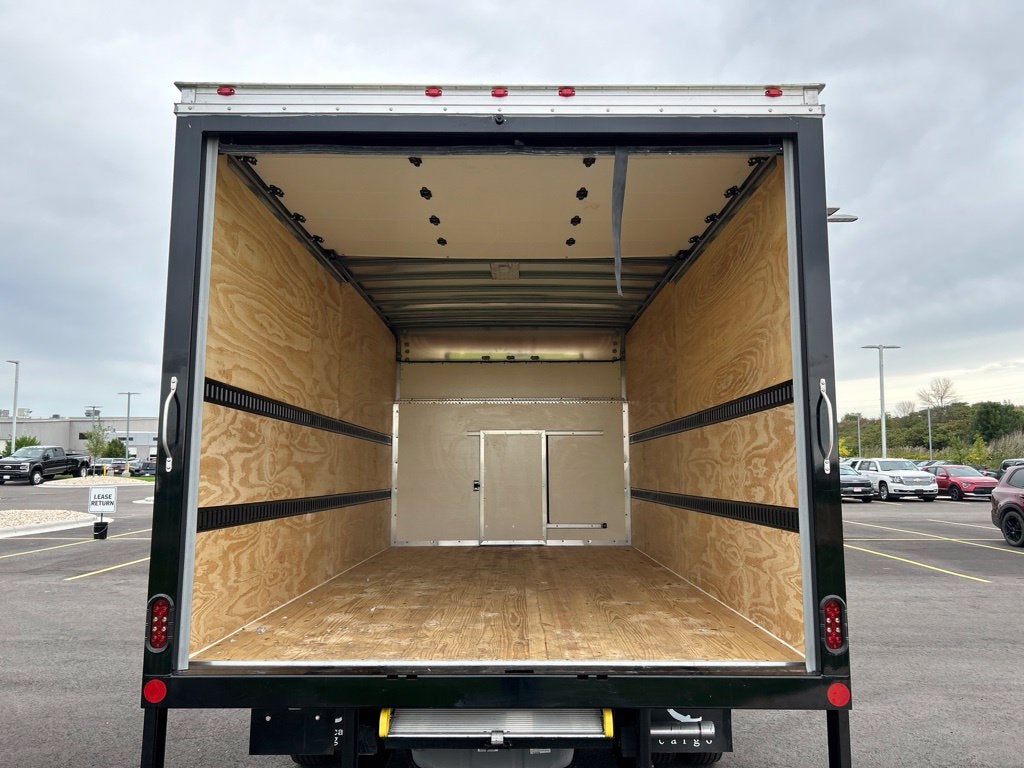 2027 Ford E-450SD Base
