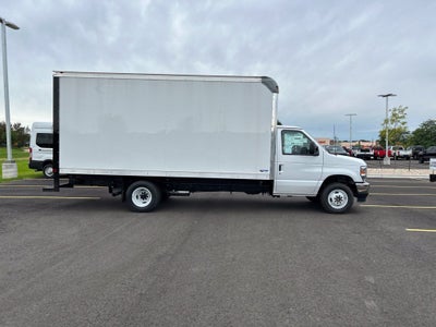 2027 Ford E-450SD Base
