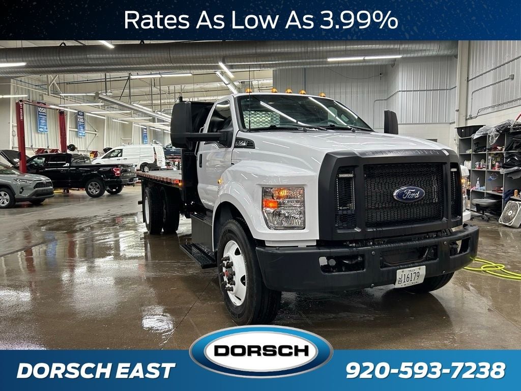 2022 Ford F-750SD Base