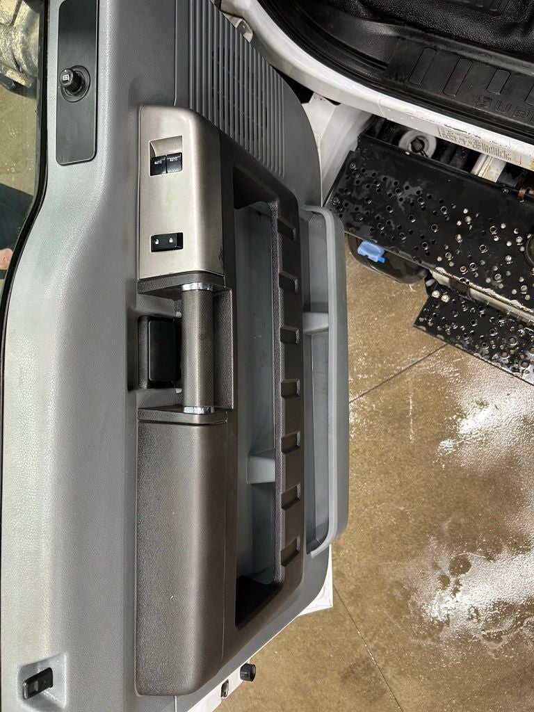 2022 Ford F-750SD Base