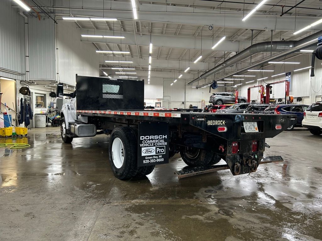 2022 Ford F-750SD Base