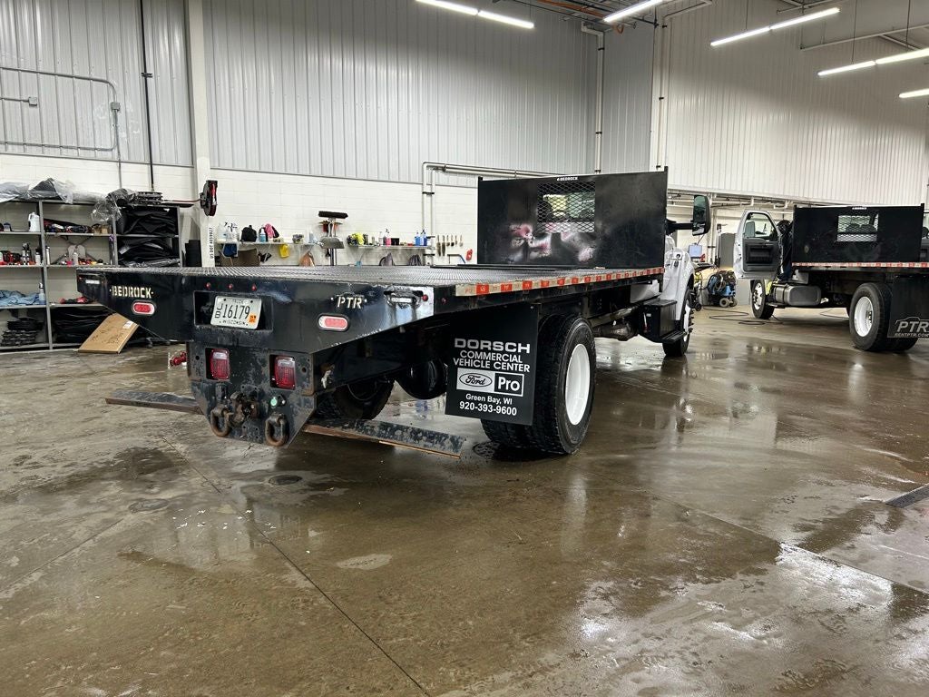 2022 Ford F-750SD Base