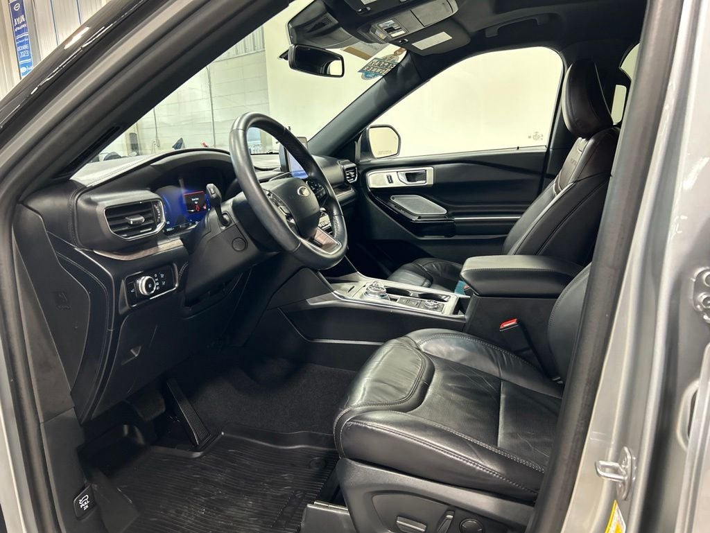 2023 Ford Explorer Platinum