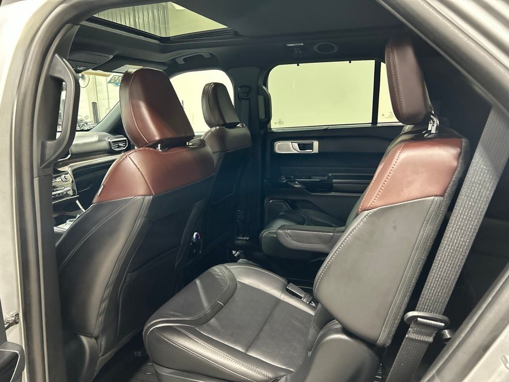 2023 Ford Explorer Platinum