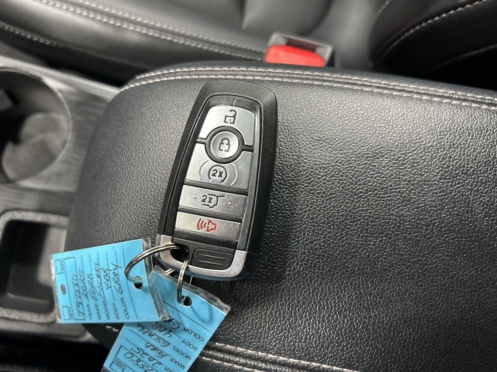 2025 Ford Escape Platinum