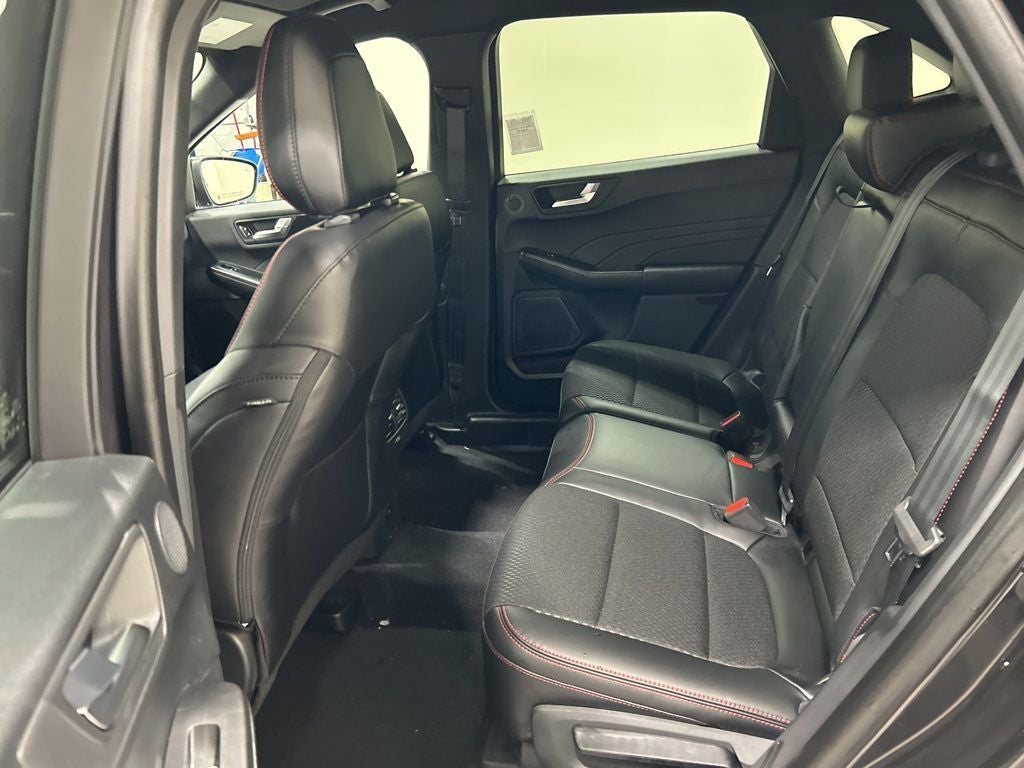 2026 Ford Escape Hybrid ST-Line Select