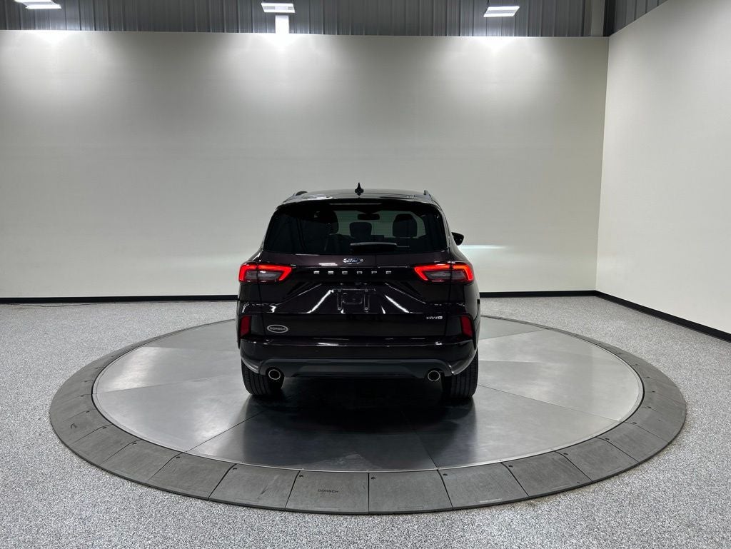 2023 Ford Escape ST-Line Elite