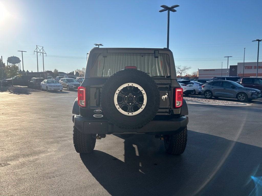 2023 Ford Bronco Base