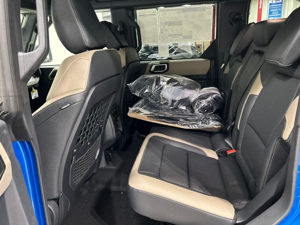 2026 Ford Bronco Big Bend Custom Garage