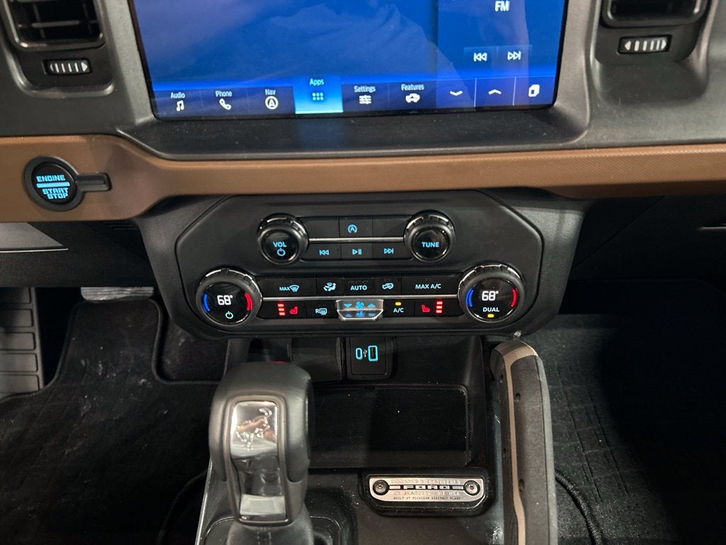 2024 Ford Bronco Outer Banks