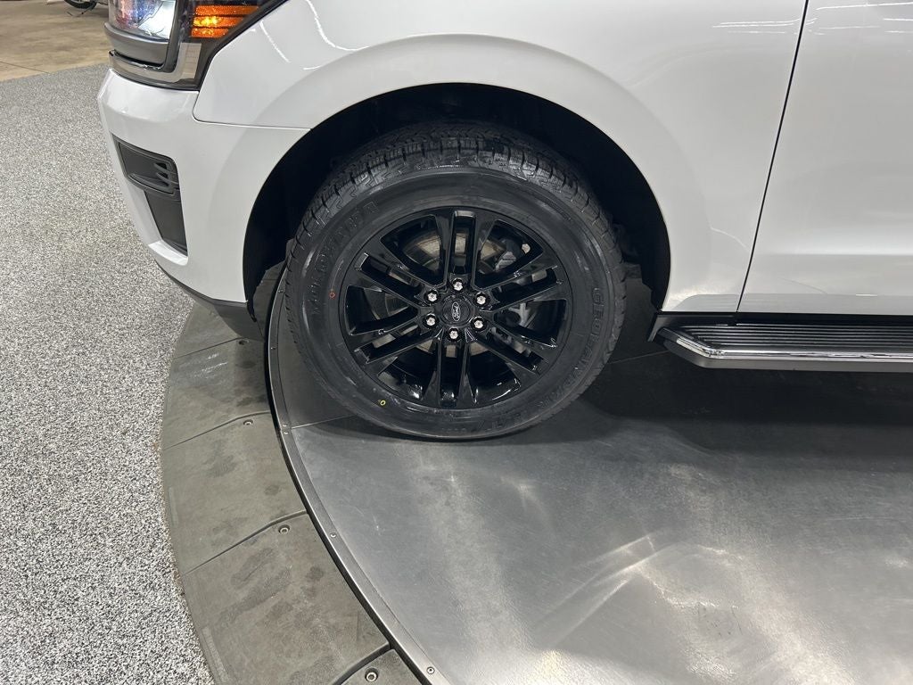 2023 Ford Expedition Max XLT