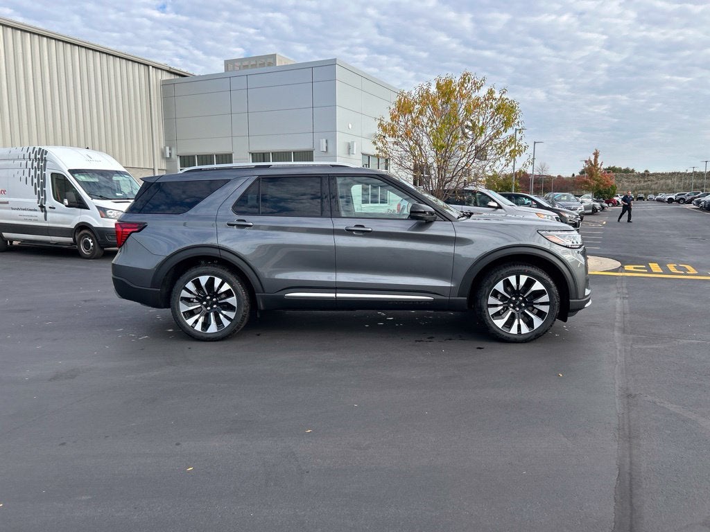 2027 Ford Explorer Platinum