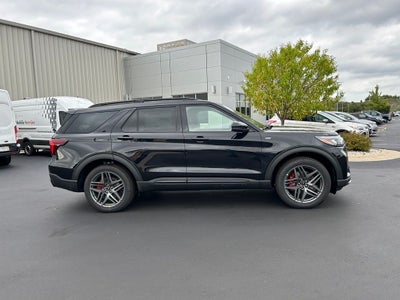 2027 Ford Explorer ST-Line