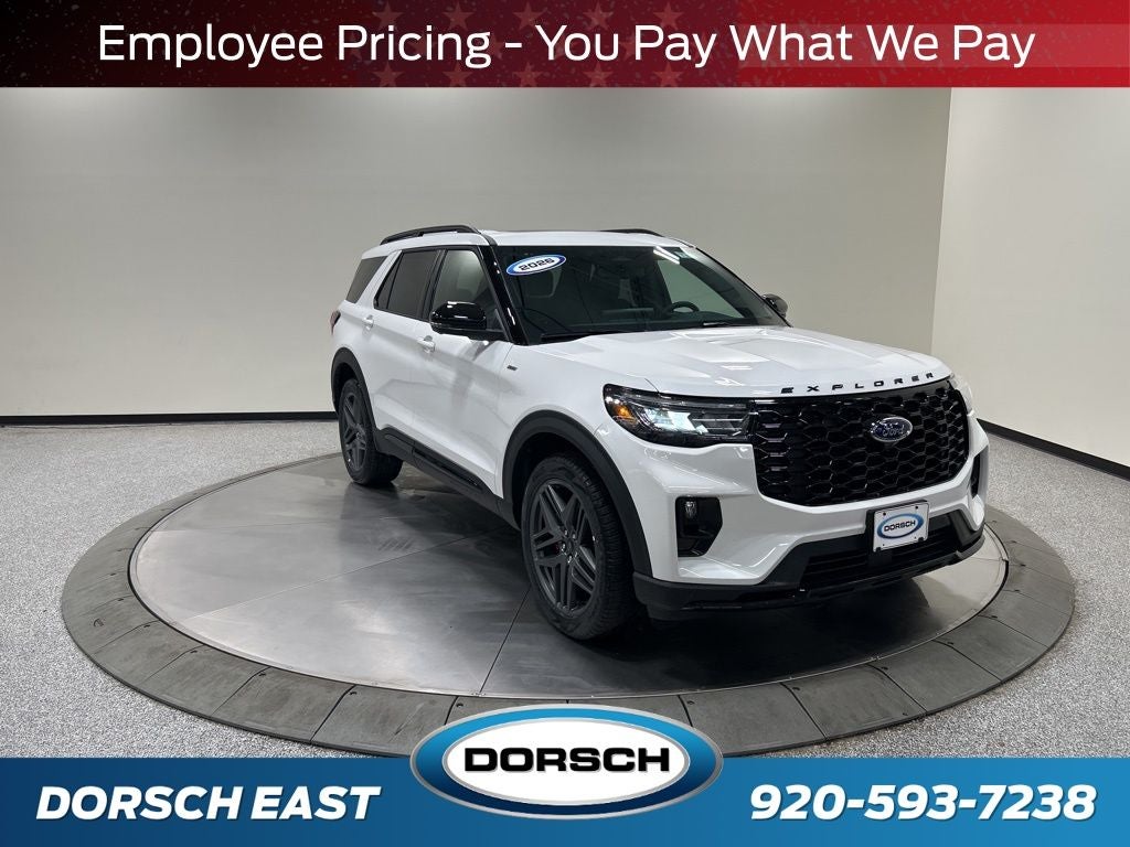 2026 Ford Explorer ST-Line