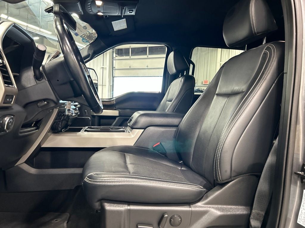 2022 Ford F-250SD Lariat