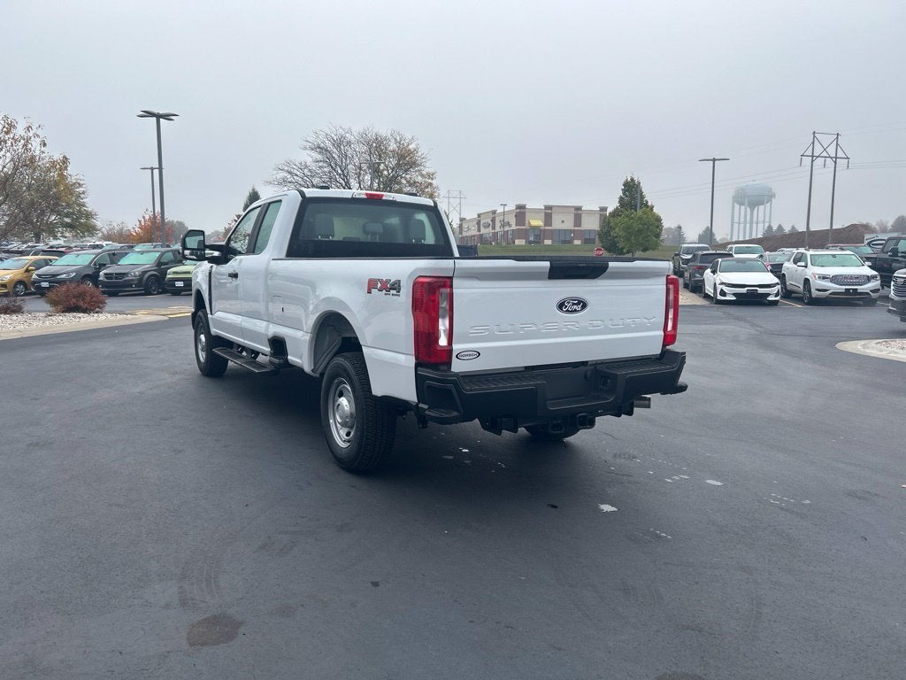 2027 Ford F-250SD XL
