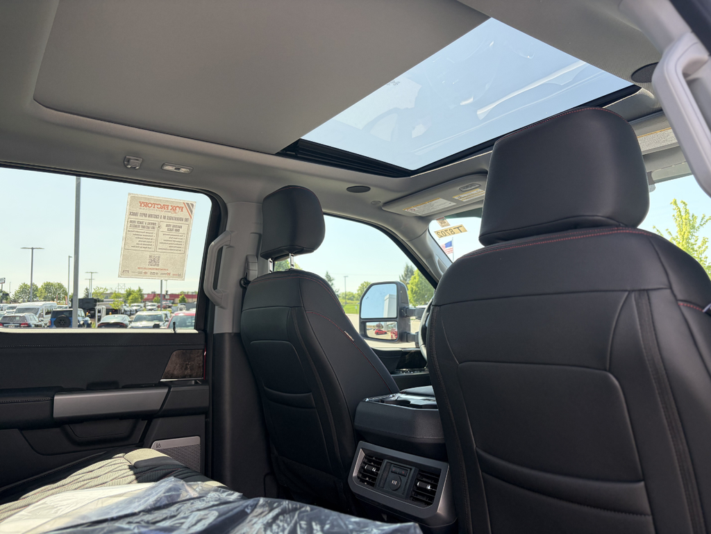 2026 Ford F-250SD Black Widow