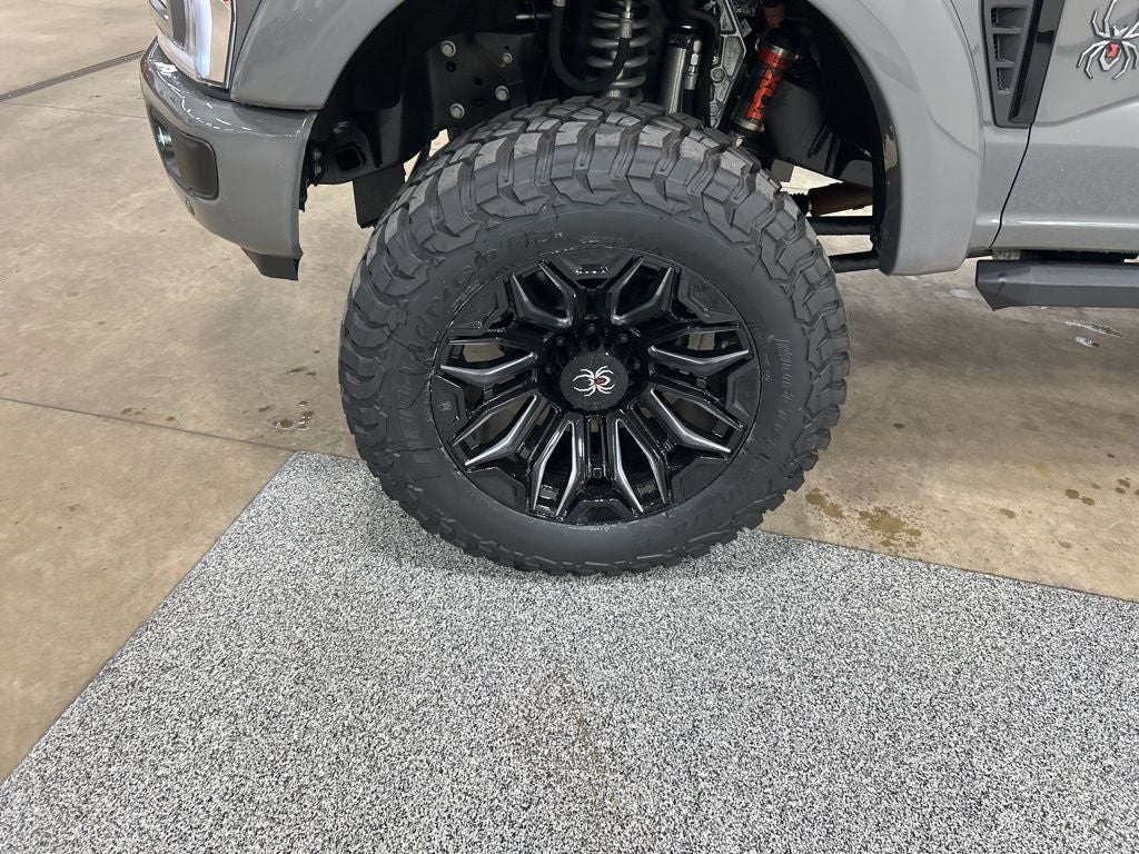 2026 Ford F-250SD Black Widow