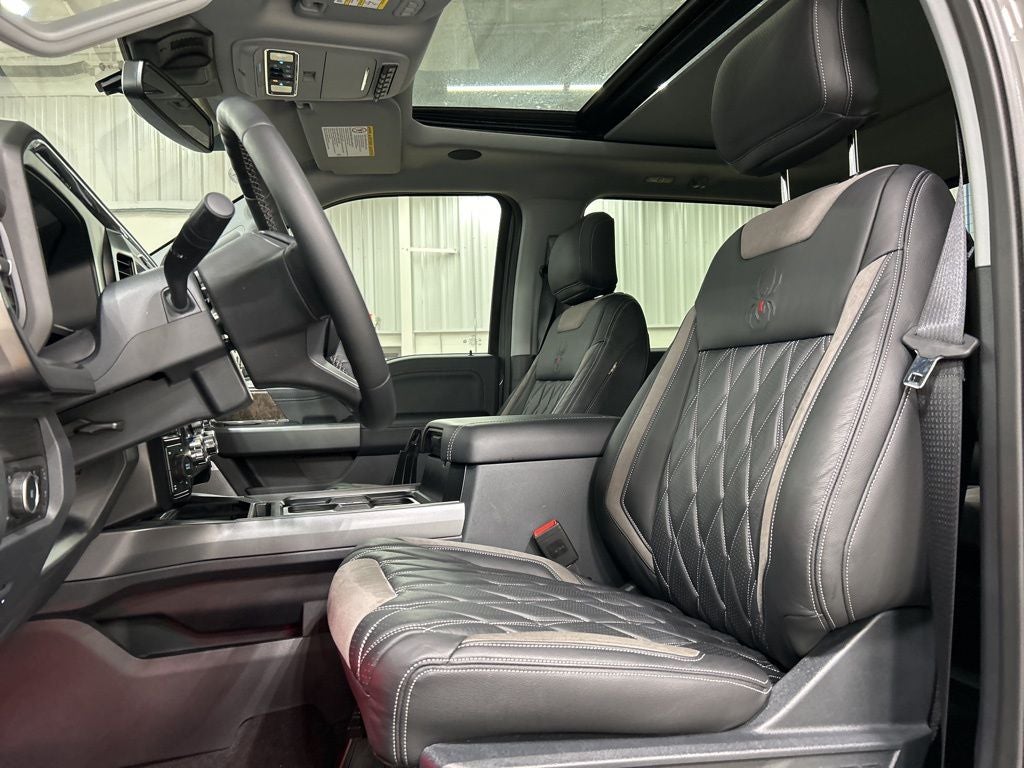 2026 Ford F-250SD Black Widow