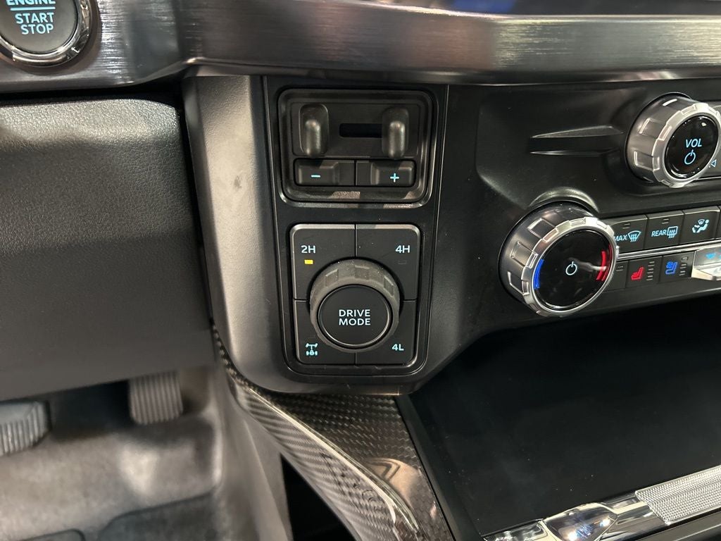 2025 Ford F-250SD Lariat