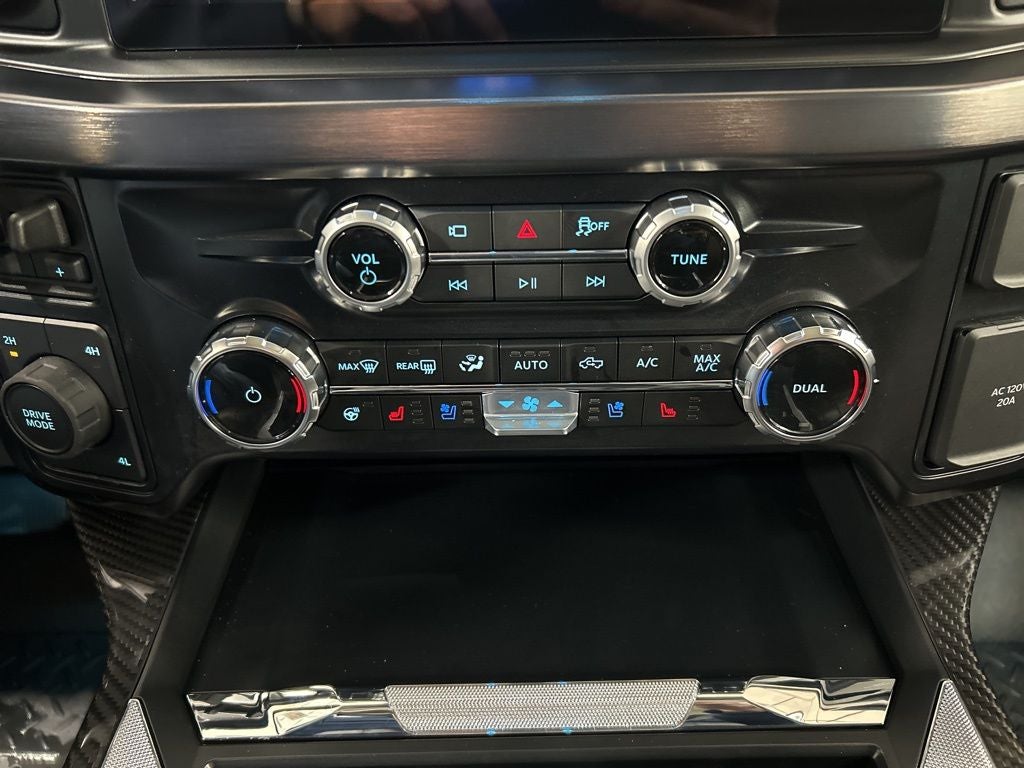 2025 Ford F-250SD Lariat