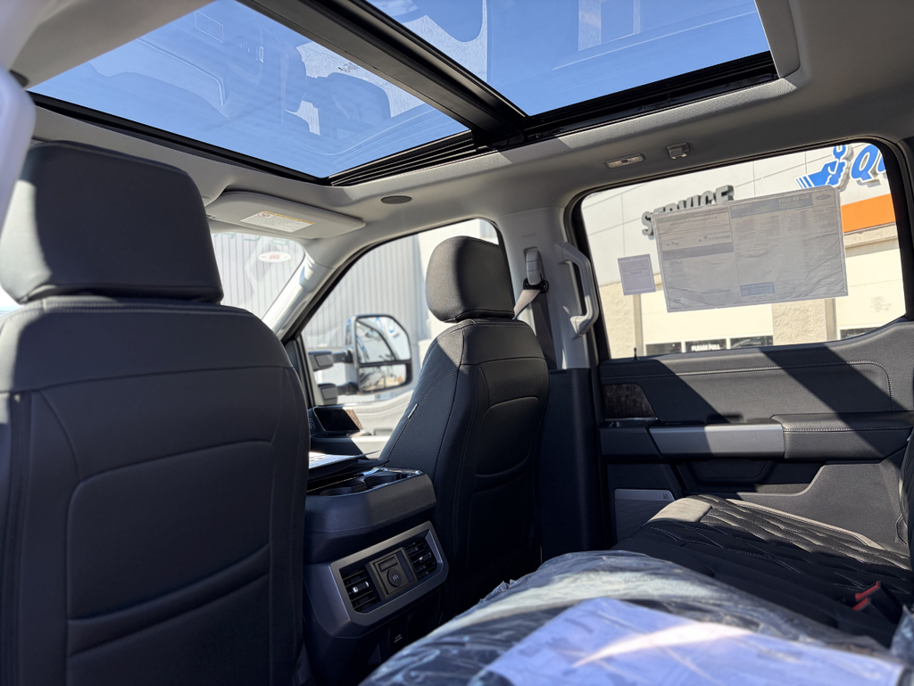 2026 Ford F-250SD Black Widow