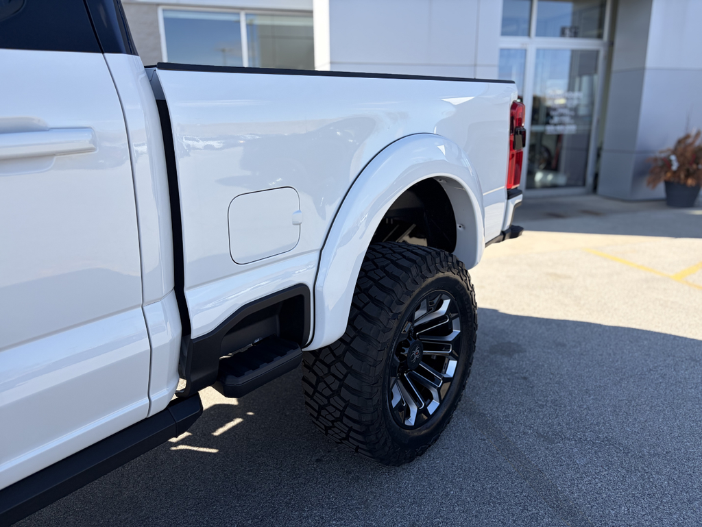 2026 Ford F-250SD Black Widow