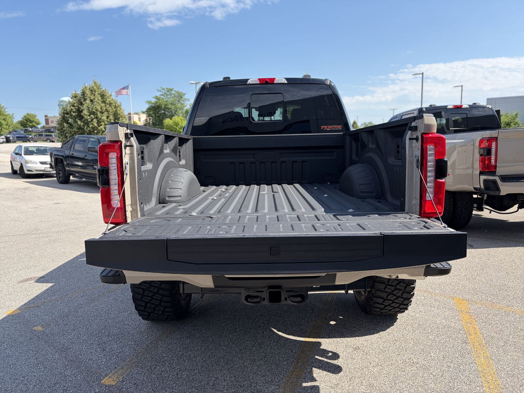 2026 Ford F-250SD Black Widow
