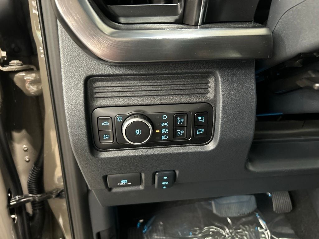 2027 Ford F-250SD Lariat