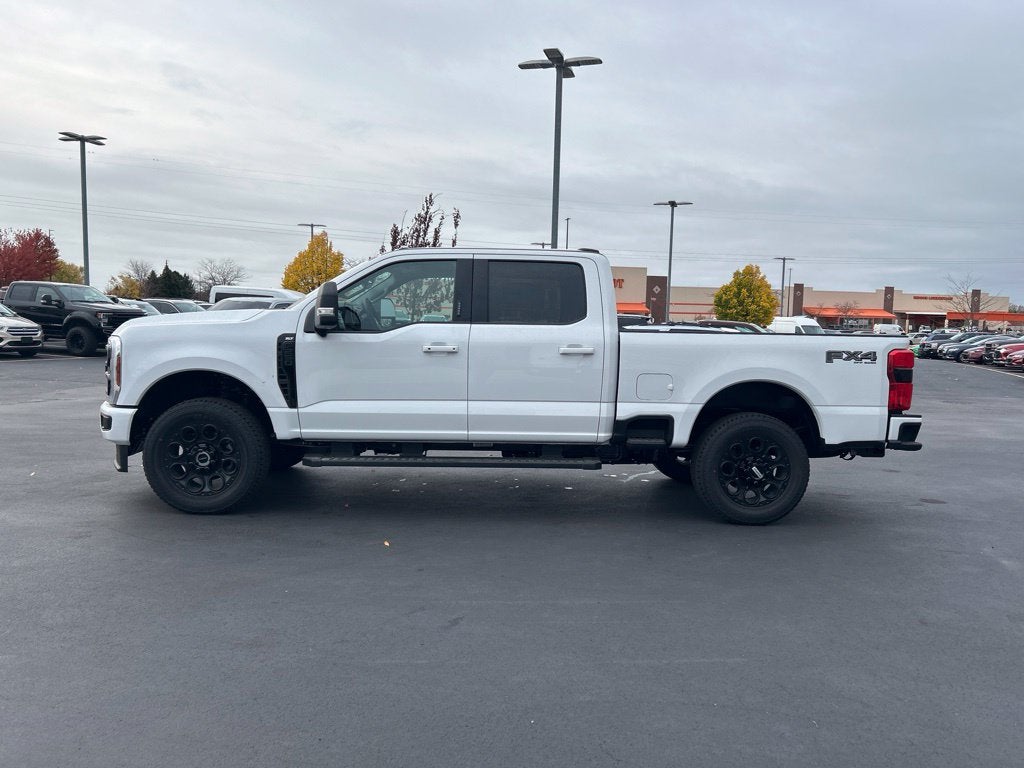 2027 Ford F-250SD XLT