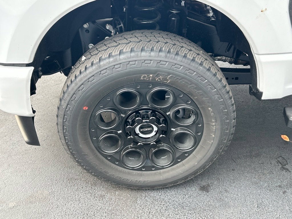 2027 Ford F-250SD XLT