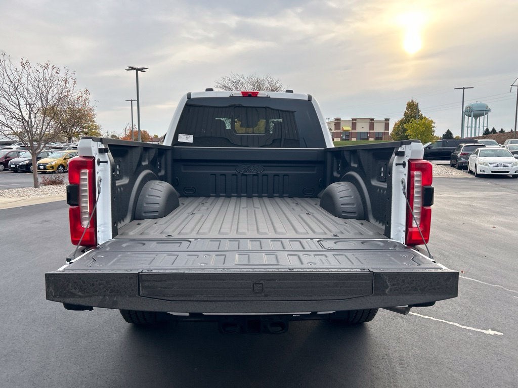 2027 Ford F-250SD XLT