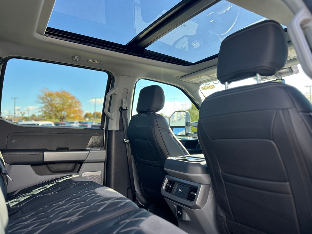 2026 Ford F-250SD Black Widow