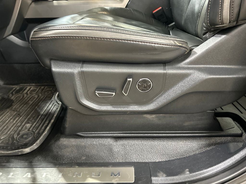 2022 Ford F-350SD Platinum