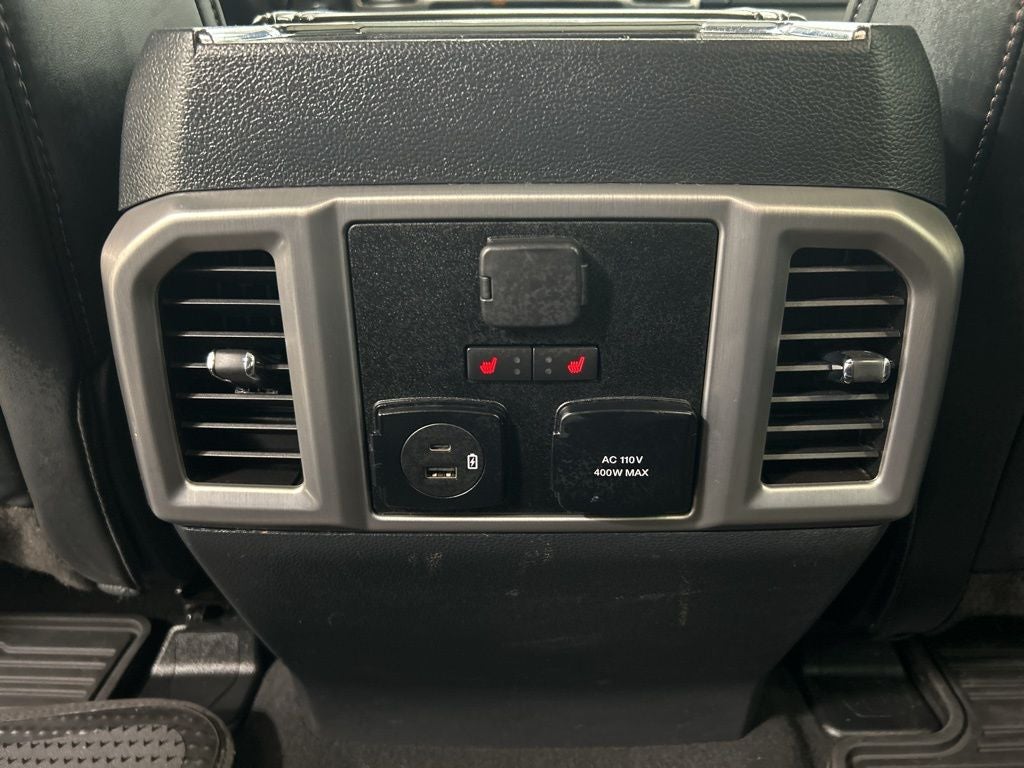 2022 Ford F-350SD Platinum