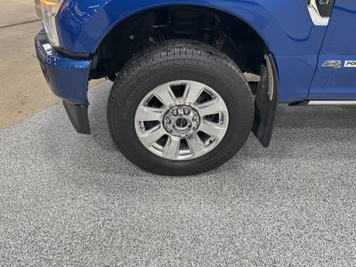 2022 Ford F-350SD Platinum