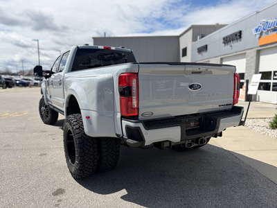 2026 Ford F-350SD Black Widow DRW