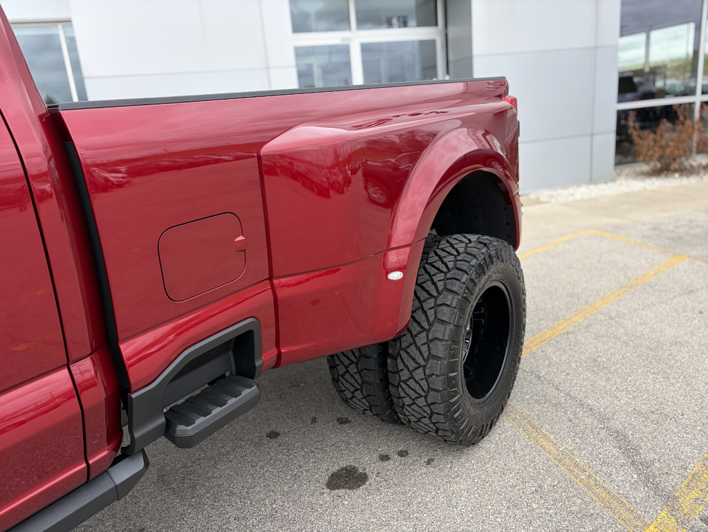 2026 Ford F-350SD Black Widow DRW