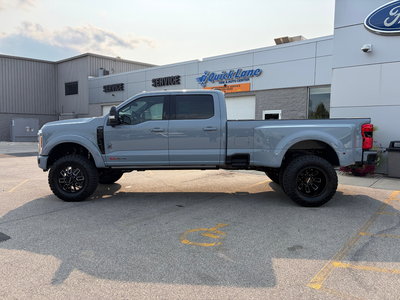 2026 Ford F-350SD Black WIdow DRW