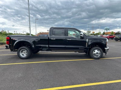 2026 Ford F-350SD Lariat DRW