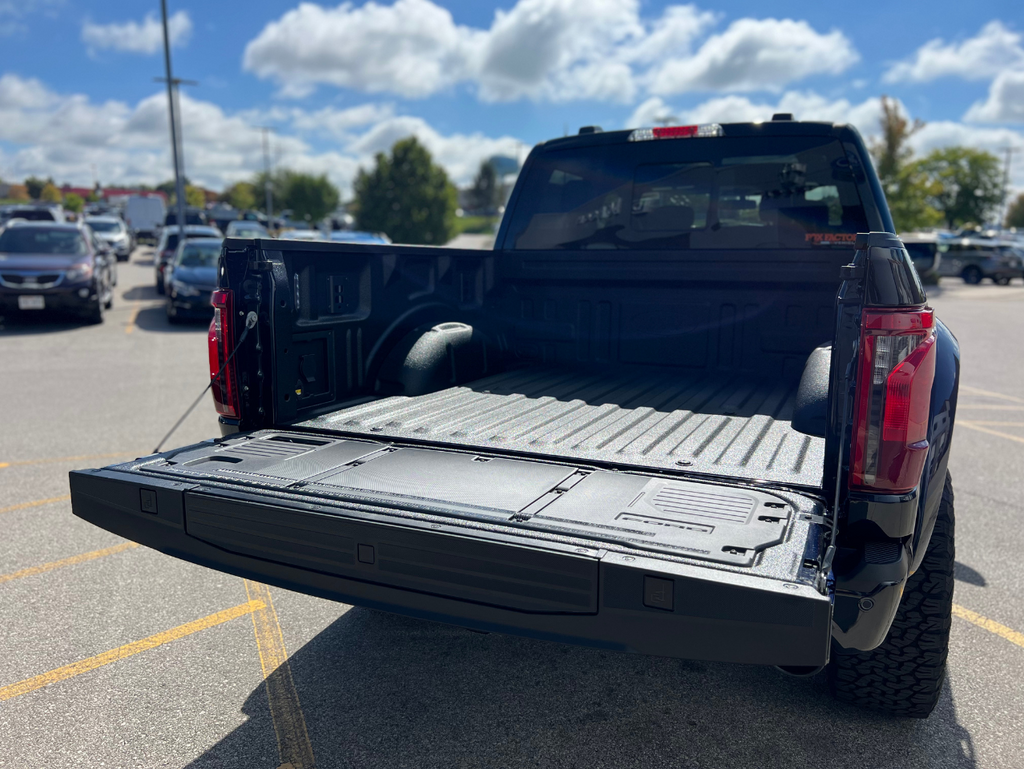 2025 Ford F-150 Black Widow