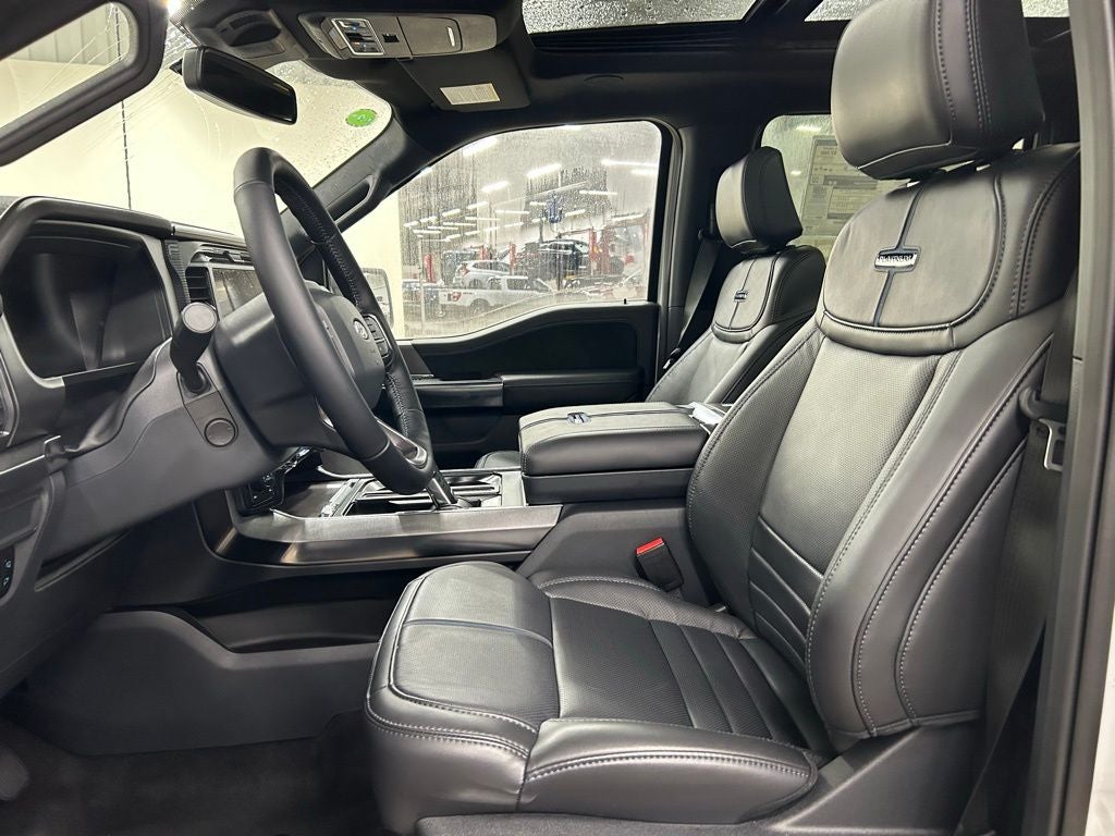 2025 Ford F-150 Platinum