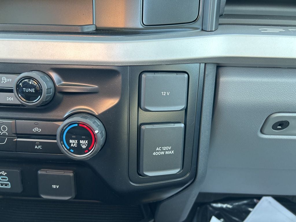 2025 Ford F-350SD XL w/ Boss Plow