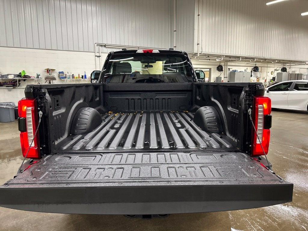 2027 Ford F-350SD XL