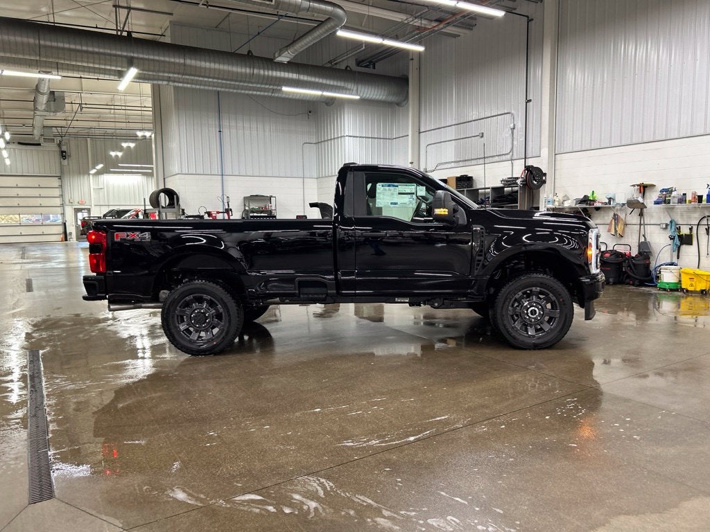 2027 Ford F-350SD XL
